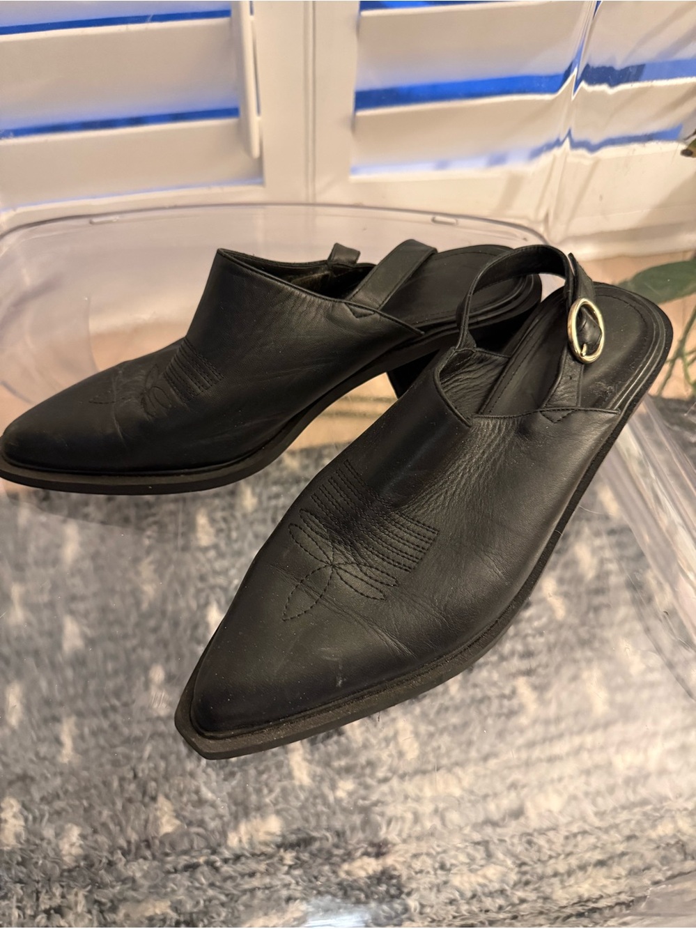 Alohas black leather weatern mule size 11
